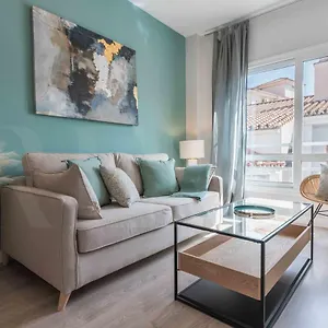https://sunny-modern-apartment-center.hotelsinnerja.org