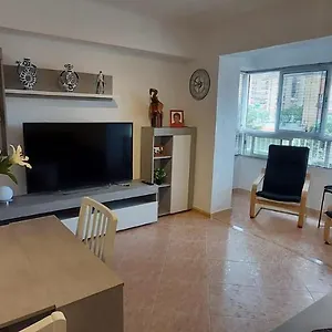 https://apartamento-golddem-velazquez.hotelsinnerja.org